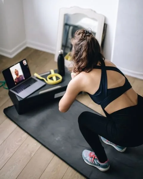 Coaching sportif par visioconférence avec HYbrid Coaching